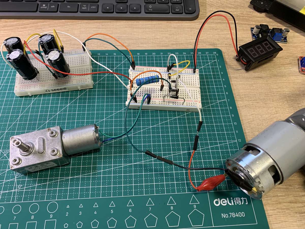 Circuit on breadboard