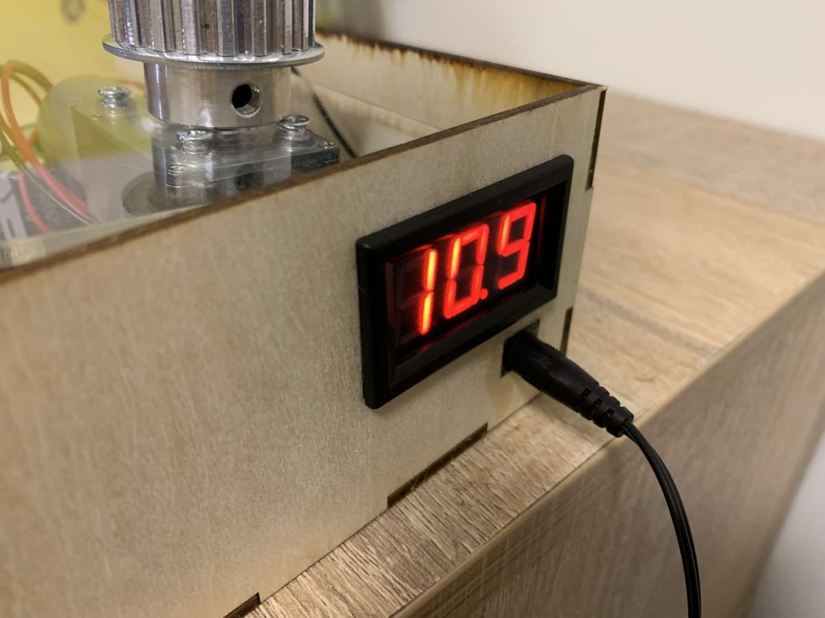 voltage meter showing 10.9 V